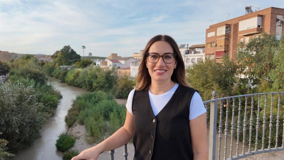La asamblea de IU Puente Genil elige por unanimidad a Reyes Estrada como candidata a la Alcaldía