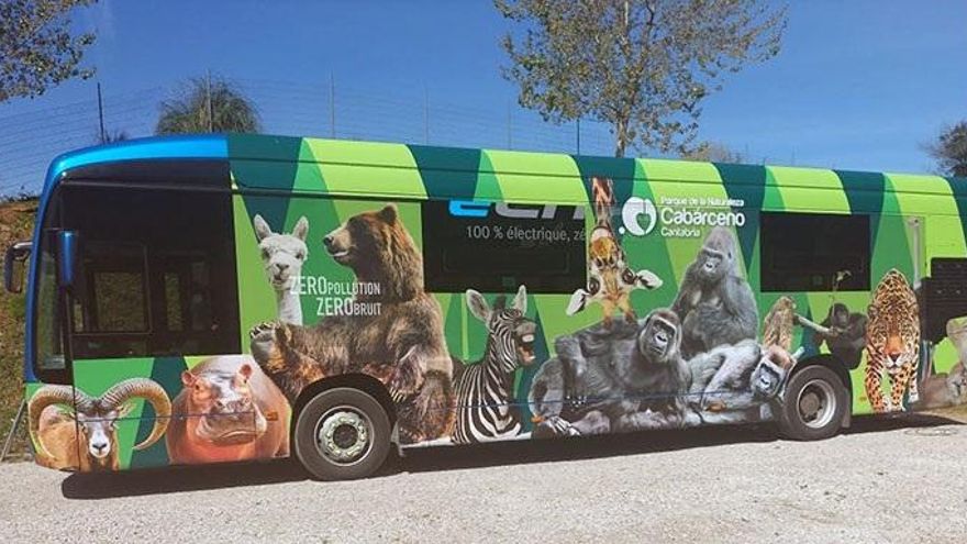 Autobús para desplazarse dentro del Parque de Cabárceno
