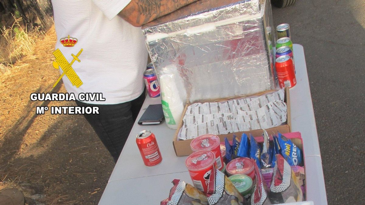 El puesto ambulante de comidas y bebidas instalado en Chipeque.