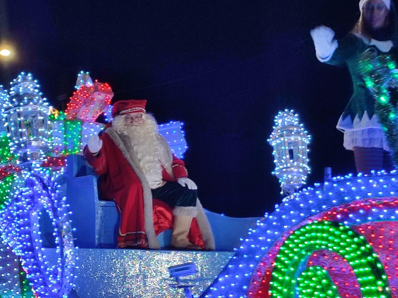 La CabalGaza iluminó León con la ilusión de Papá Noel