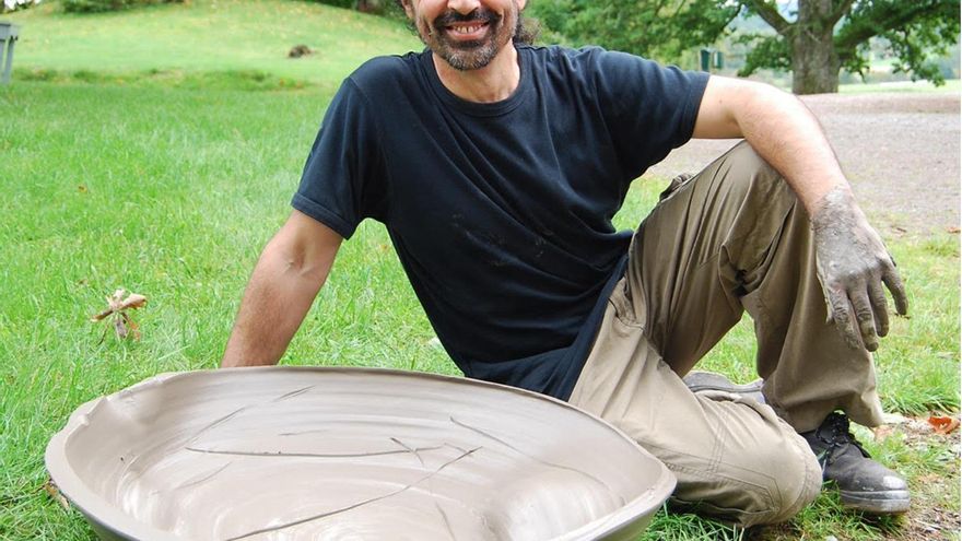 El ceramista leonés José Antonio Sarmiento.