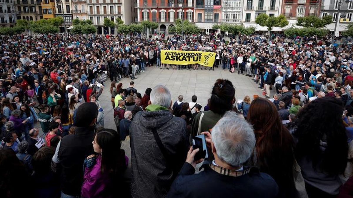 Concentración en Pamplona a favor de los condenados por el 'Caso Alsasua'