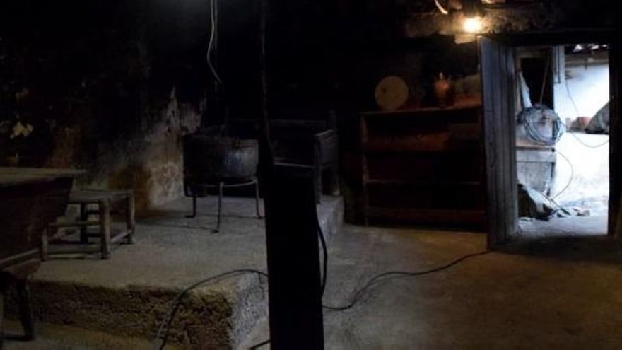 Humo, la diferencia que marca el hogar de antaño en León