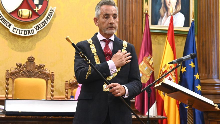 Jesús Martín (PSOE) será alcalde de Valdepeñas por sexta legislatura consecutiva: "Va a ser la última"