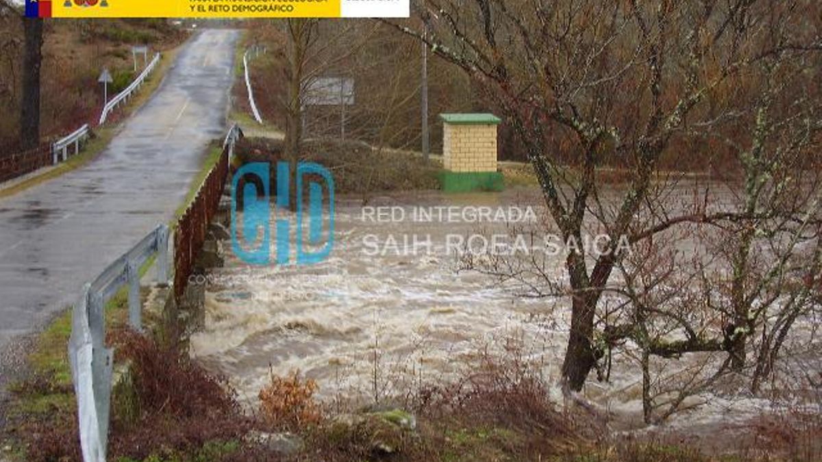 El río Huebra, en alarma en Puente Resbala (Salamanca) y 14 tramos más de la cuenca del Duero en aviso