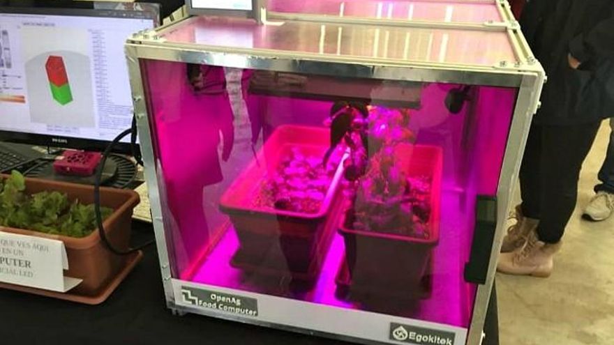 Un 'Food Computer' de Agricultura Abierta. Foto: Adrián Torres.