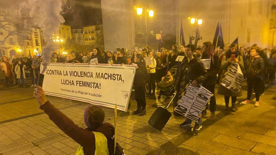 photo 5920022053262575116 y