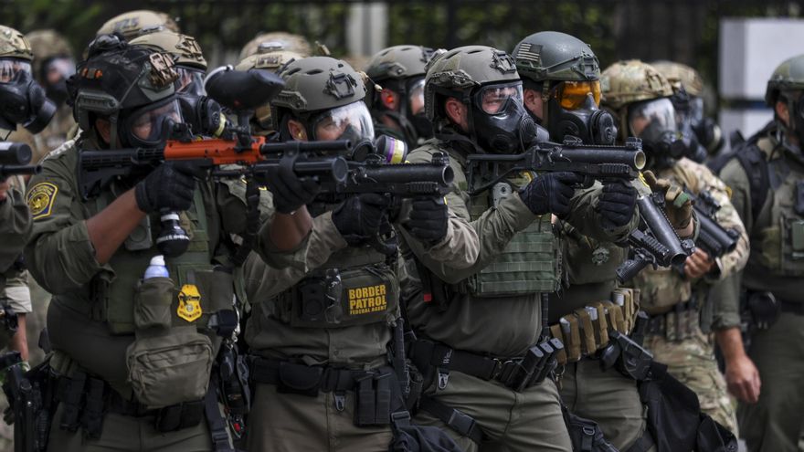 Trump desplegará 2.000 soldados de la Guardia Nacional en Los Ángeles por protestas