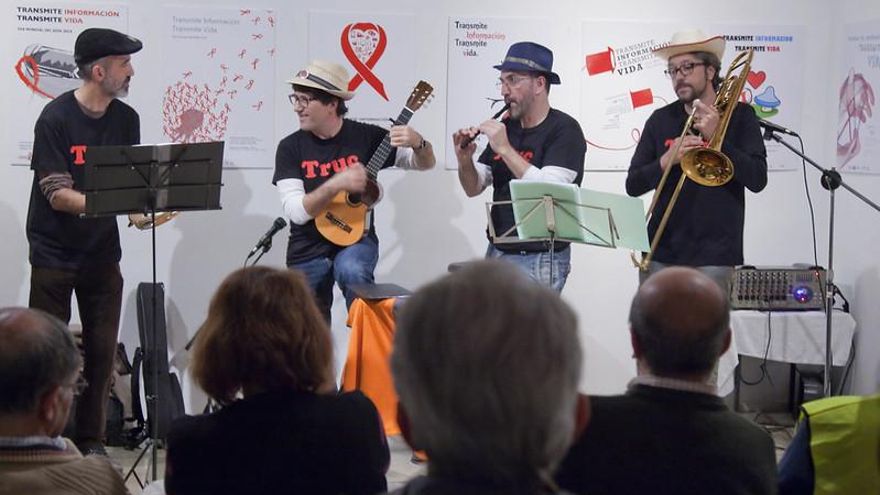 Ca Revolta ha acogido durante estos años centenares de conciertos, obras de teatro y otras expresiones culturales.