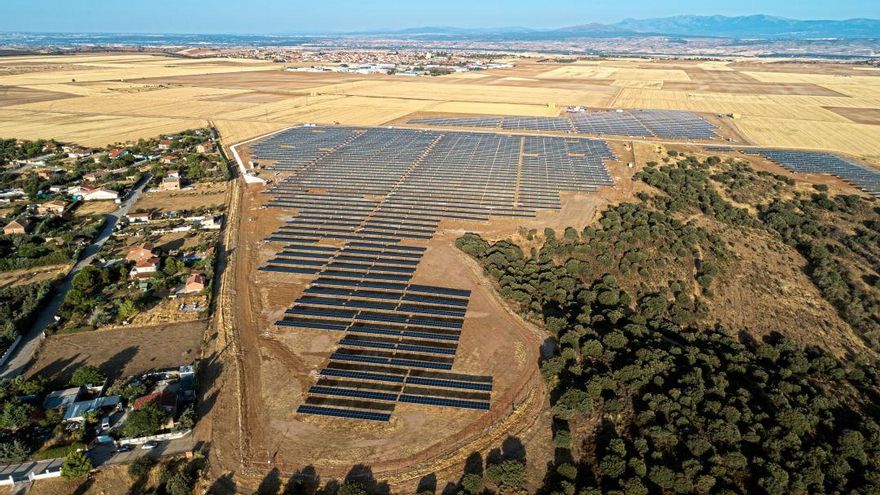 “Echamos de menos una regulación en la implantación de fotovoltaicas y corresponde al Ministerio”, asegura el Gobierno de Castilla-La Mancha