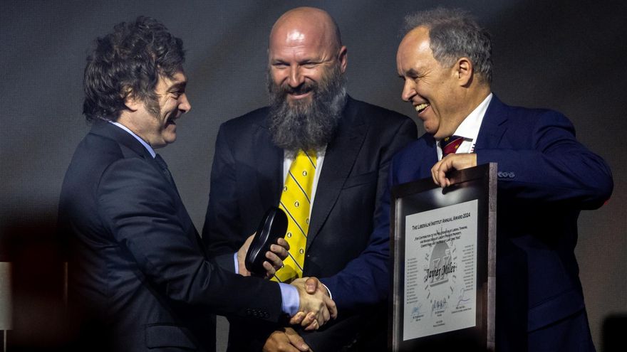 El Instituto Liberal de Praga desmintió que haya entregado hoy un premio a Javier Milei