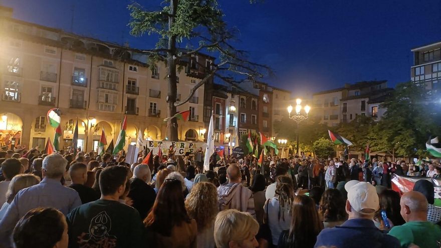 'Esta Europa nos avergüenza': una multitudinaria concentración pide en Logroño el fin del genocidio en Gaza