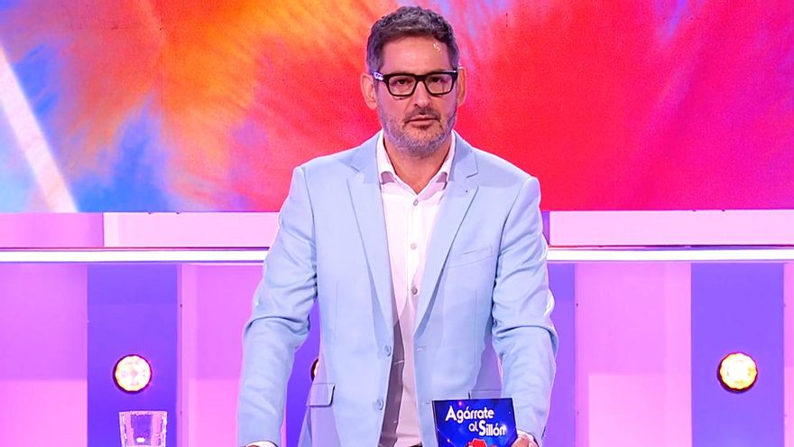'Agárrate al sillón' (12.1%) firma un buen estreno tras el fútbol en Telecinco, pero deberá revalidarlo en su salto a las tardes