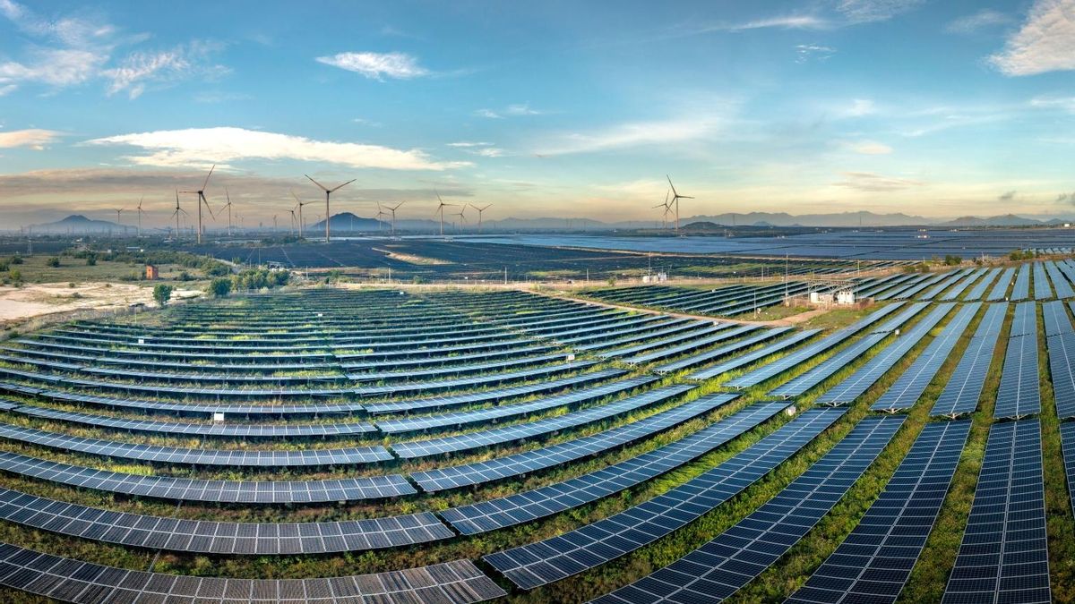 Impulsar el crecimiento de las energías renovables, la movilidad eléctrica y el abandono de los combustibles fósiles requiere grandes cantidades de minerales. Foto: Pexels/Quang Nguyen Vinh