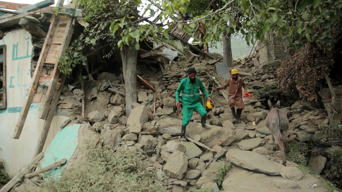 El devastador terremoto de Afganistán ya dejó más de mil muertos.