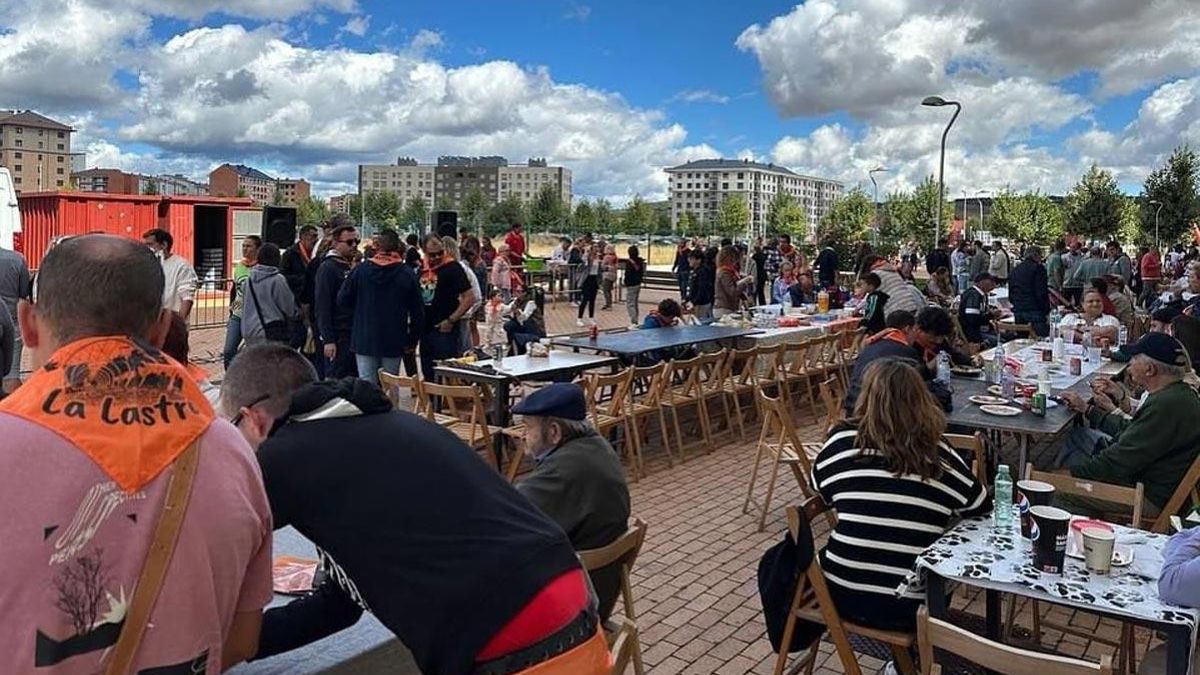 Una imagen de archivo de la fiesta del barrio de La Lastra.