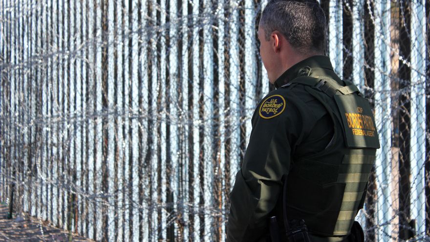 Migrantes temen la separación familiar en la frontera de California y México