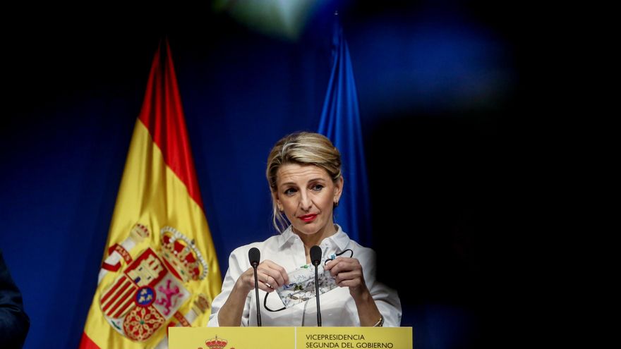 El Gobierno propone que el salario mínimo suba a mil euros al mes en 2022