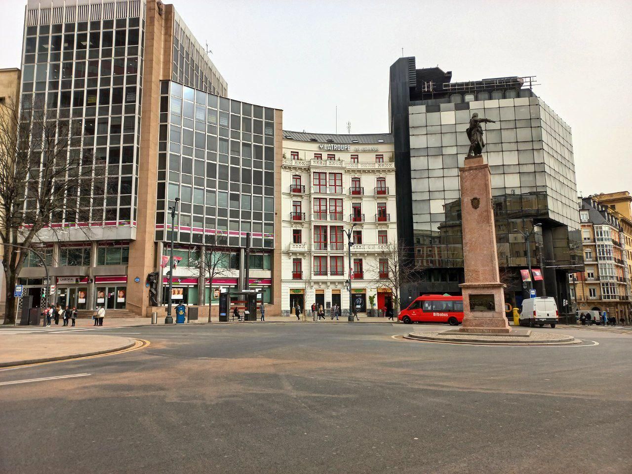 La estatua de Diego López de Haro de Bilbao