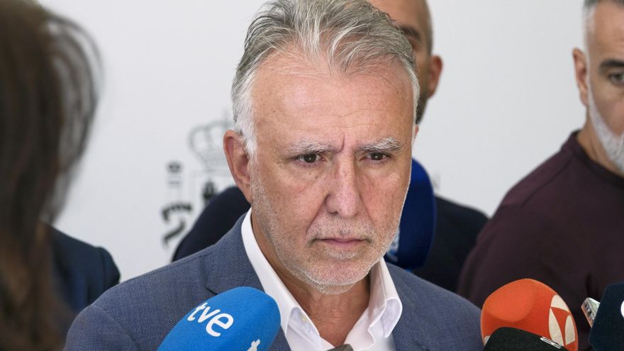 Torres: Ayuso no quiere a los menores migrantes que están en Canarias porque son negros