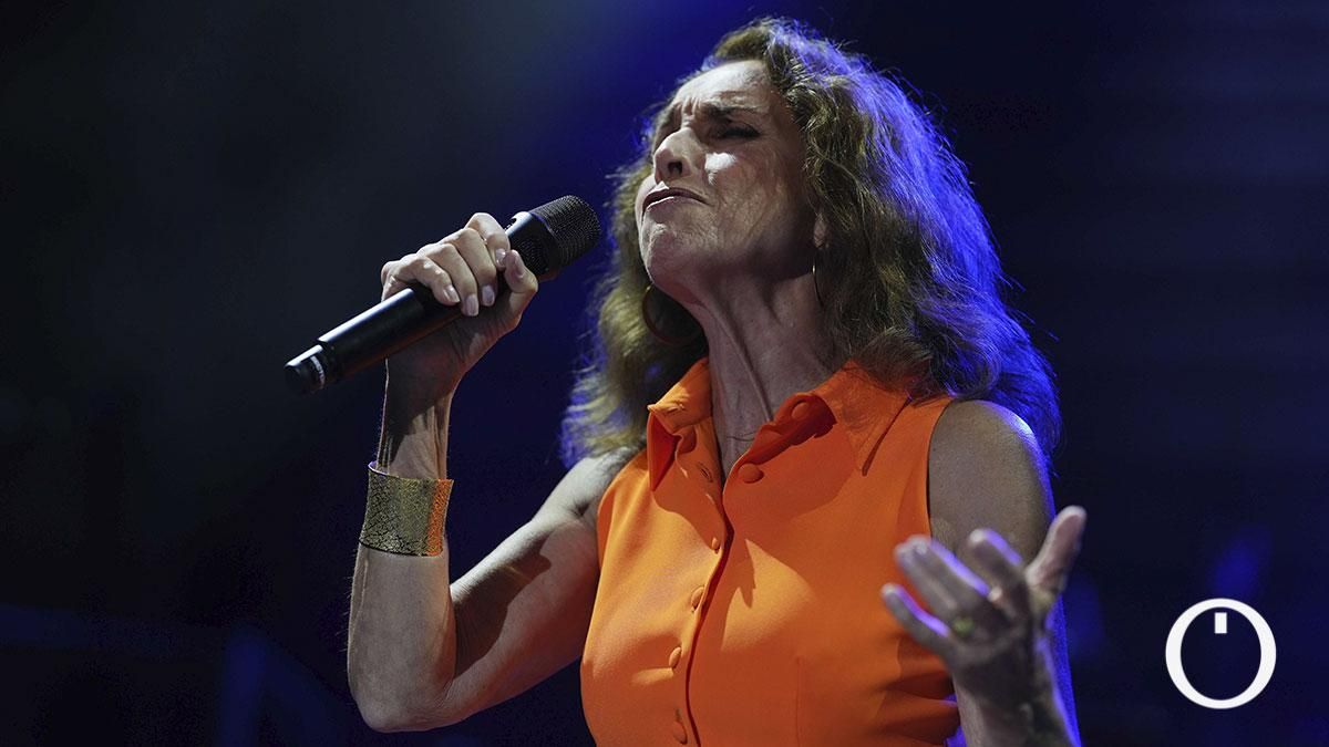 Concierto de Ana Belén en el teatro La Axerquía