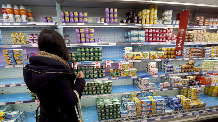 Danone recorta su gama de productos y evidencia el rumbo de las multinacionales frente a la inflación y la marca blanca