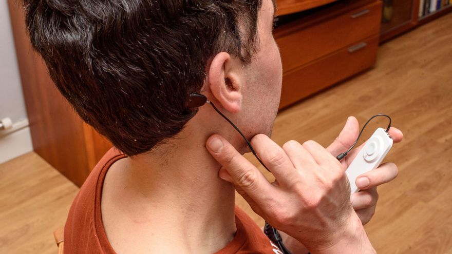 Vivir con un chip en la cabeza para 'controlar' la epilepsia más resistente