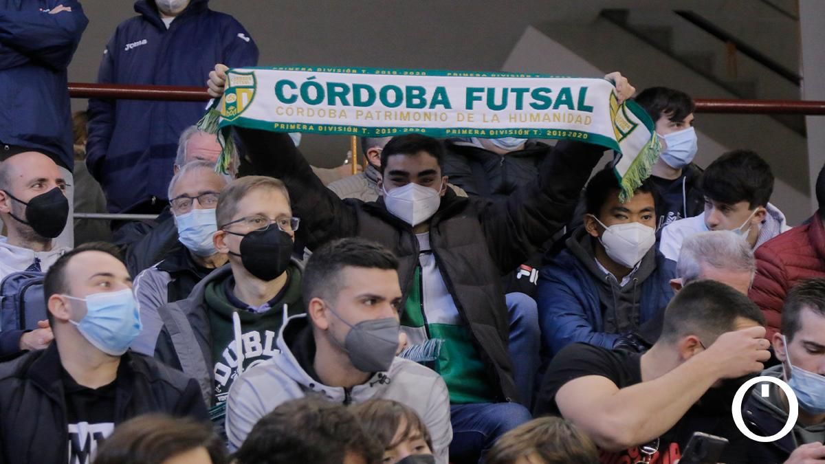 Partido disputado entre el Córdoba Patrimonio y el Fútbol Emotion Zaragoza