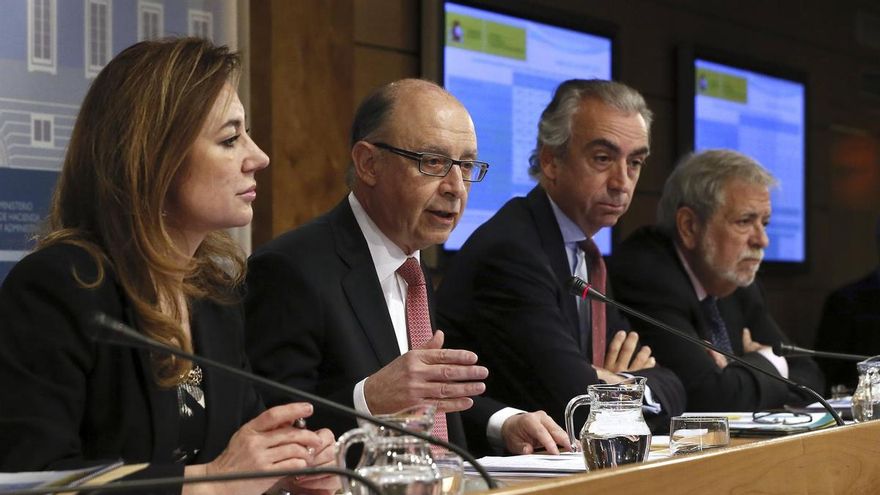 Who is who in the former Montoro Minister accused for using the Treasury to favor companies