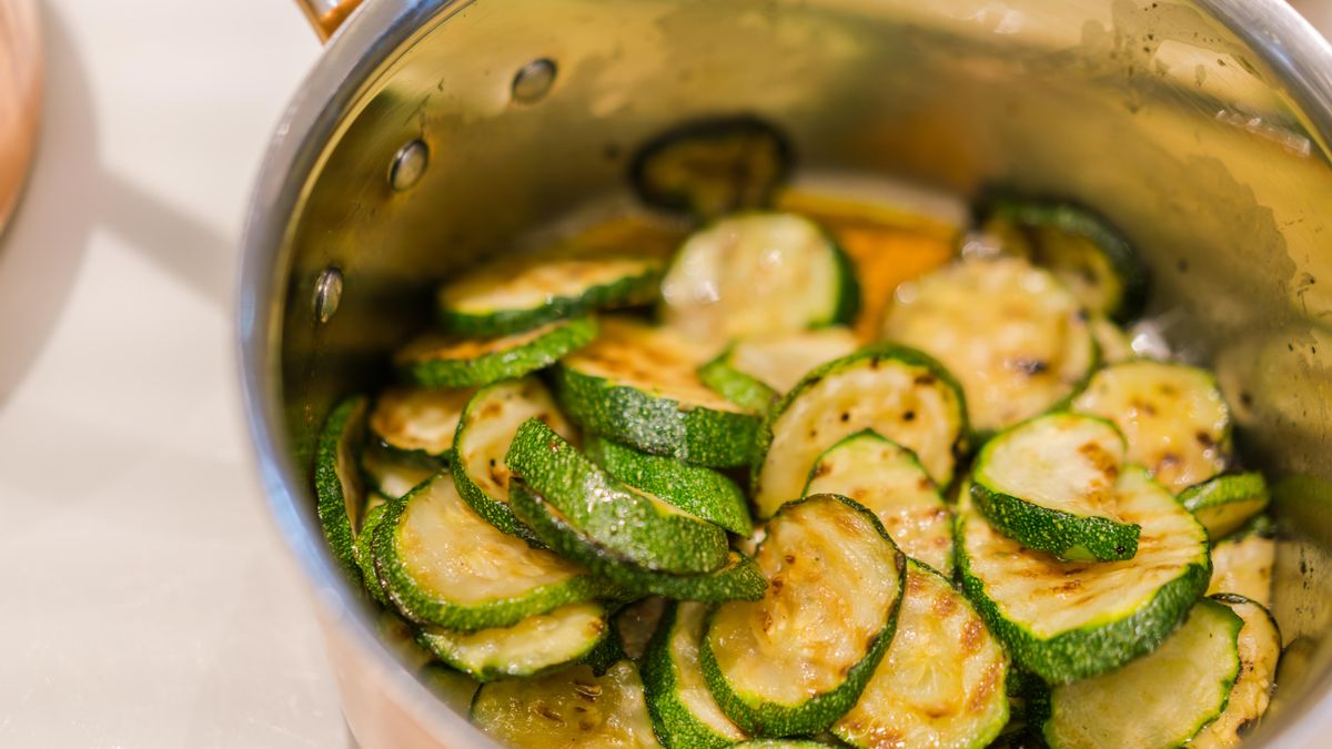 Cuánto dura y cómo guardar un calabacín ya cocinado