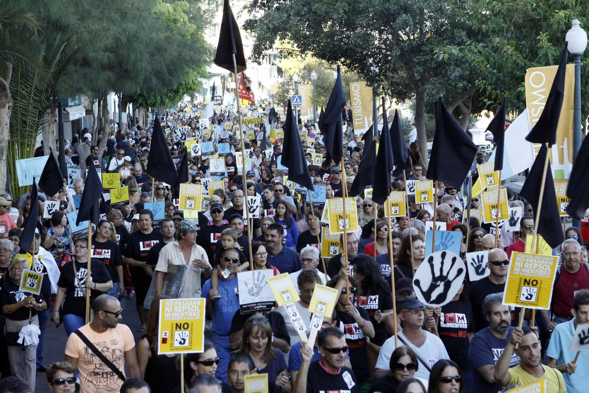 Protestas contra las prospecciones en Arrecife.