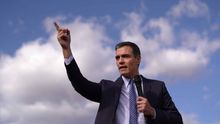 Sánchez vive su peor día de campaña tras chocar con la Fiscalía por insinuar que ordenó traer de vuelta a Puigdemont