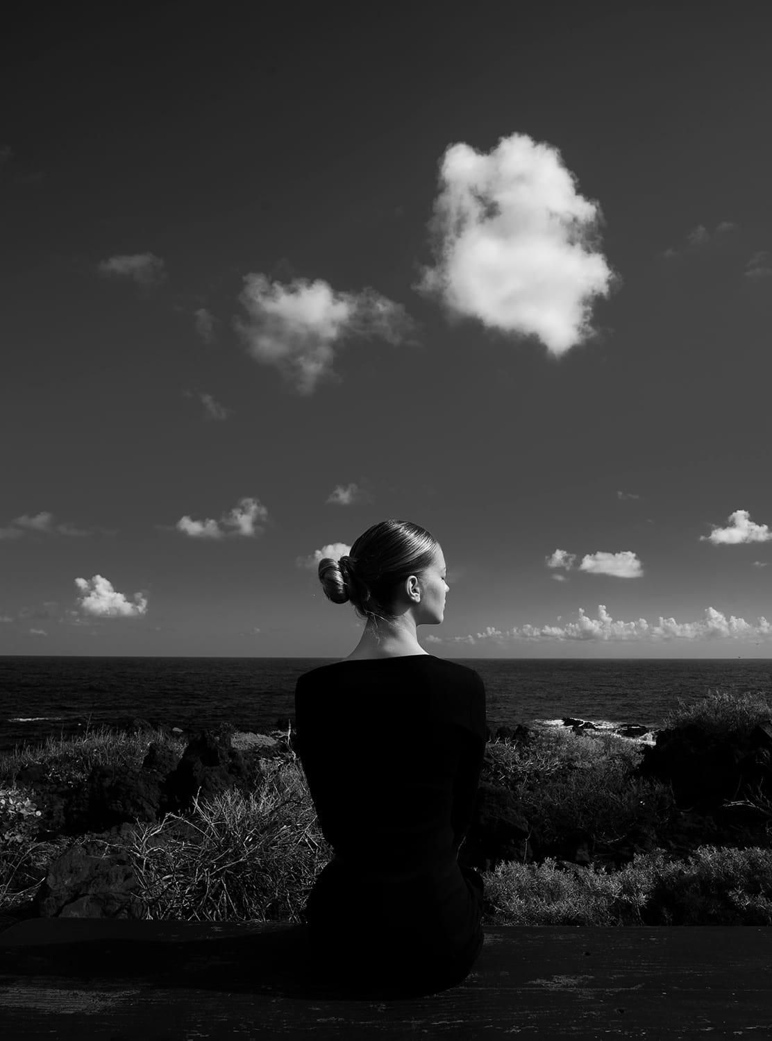 Imagen de la serie 'Dime si me ves' de Emilio Barrionuevo, Premio Lux de Oro 2025  y  Fotógrafo del Año.