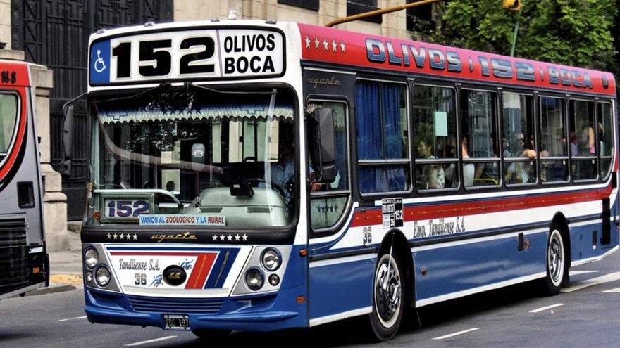 Sin aumento: congelaron las tarifas de colectivos y trenes hasta después de las elecciones