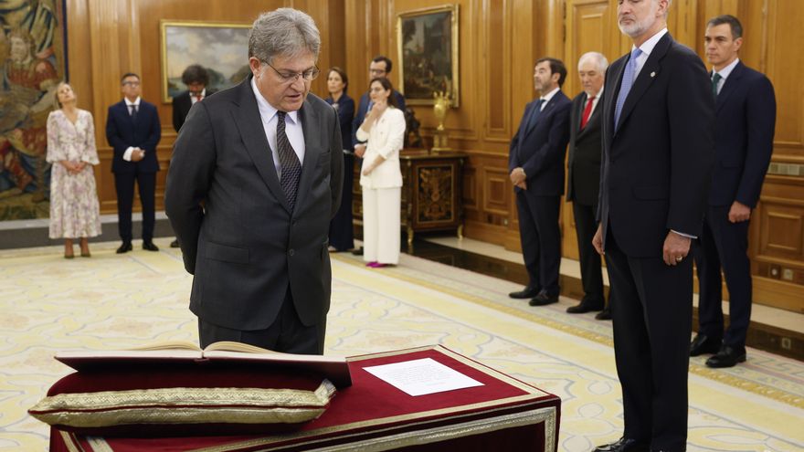 El bloque progresista trata de frenar la dimisión de uno de sus vocales ante la creciente tensión en el Poder Judicial