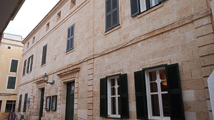 Antiguo Hospital de Santa Magdalena (actual Casa de Cultura de Ciutadella).