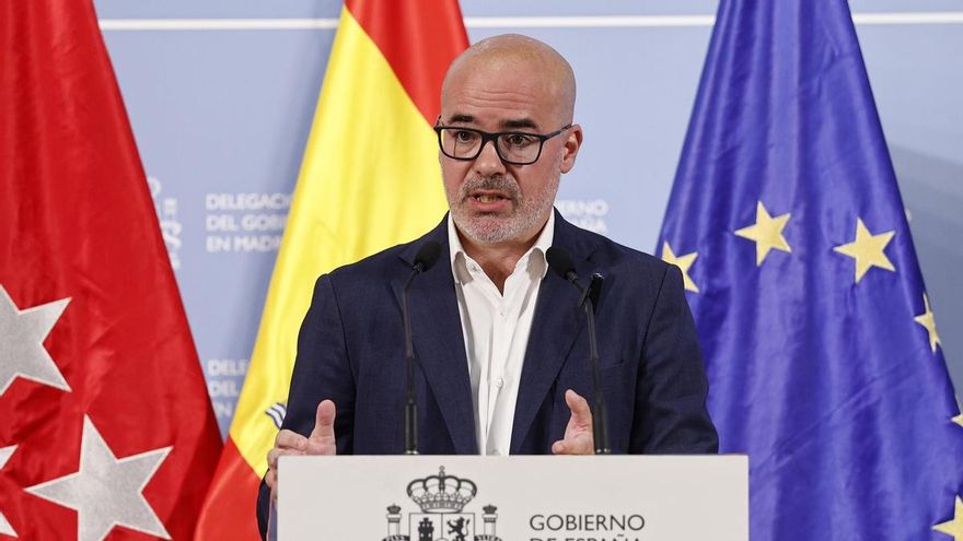 El delegado del Gobierno en la Comunidad de Madrid, Francisco Martín, durante la rueda de prensa en la que ha presentado este viernes el balance de la acción del Gobierno de España en la Comunidad de Madrid en el primer semestre de 2026.