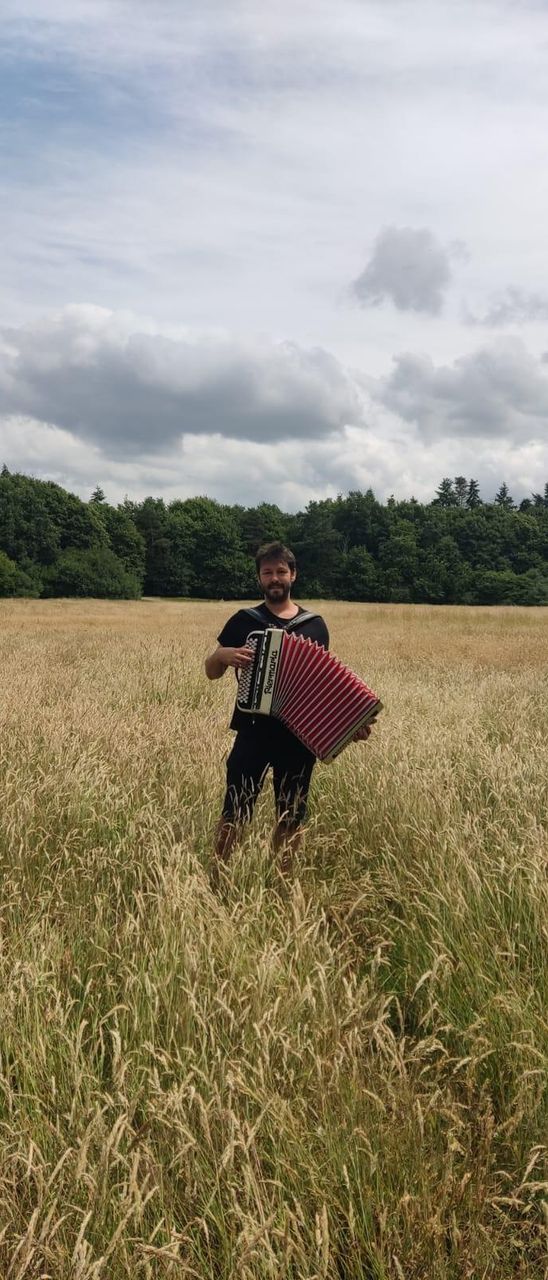 Nel, con su proyecto personal: Leirana.