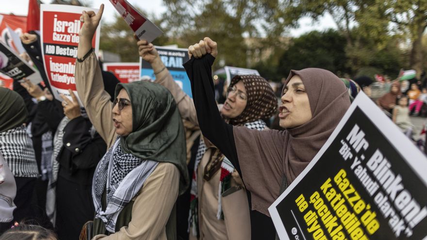 Protesta contra Israel y la visita del secretario de Estado de EEUU, Antony Blinken, en Estambul (Turquía)