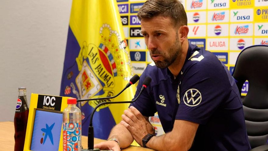 La UD Las Palmas busca un nuevo entrenador tras despedirse Luis García