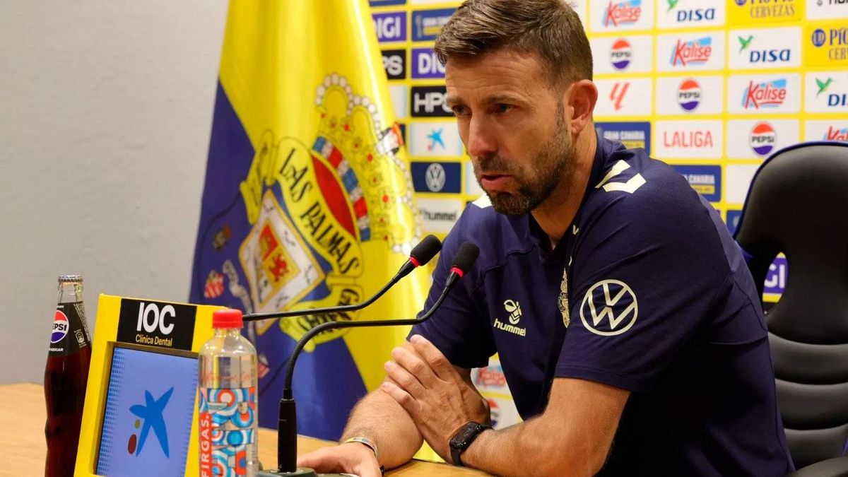 Luis García pide “respeto” ante un Zaragoza casi descendido