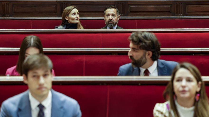Los tránsfugas de Vox marcan el paso al PP en el Ayuntamiento de València: dejan que la oposición gane una iniciativa