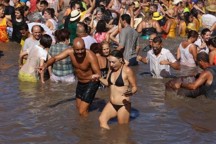 Fiesta de El Charco en La Aldea. (ALEJANDRO RAMOS)