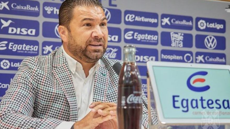 El CD Tenerife tratará "hasta el último día" de incorporar uno o dos delanteros