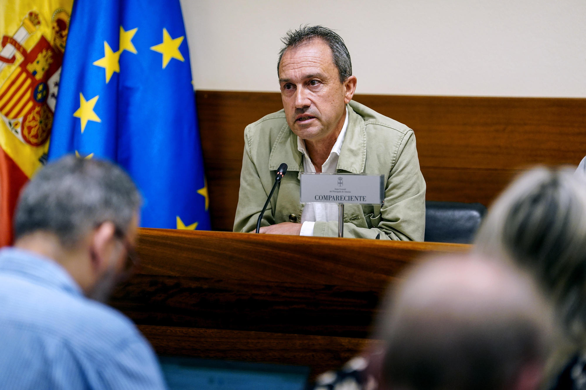 El consejero de Ordenación del Territorio, Urbanismo, Vivienda y Derechos Ciudadanos, Ovidio Zapico, durante su comparecencia.