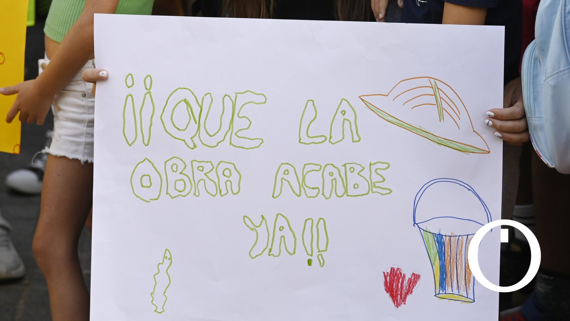 Concentración en el colegio Pablo García Baena