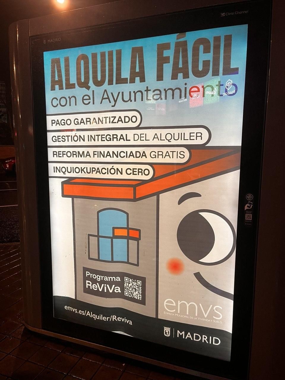 La campaña de EMVS, en una marquesina.