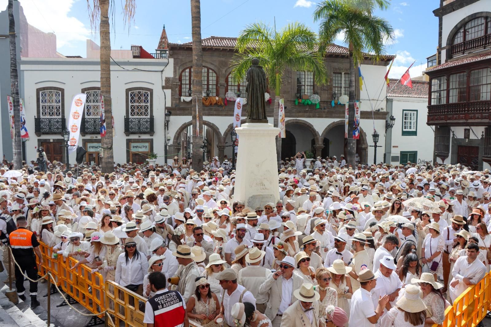 Santa Cruz de La Palma vibra con los sones cubanos en el gran desembarco de Los Indianos. JOSÉ AYUT