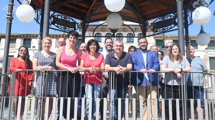 Cerdán asegura que "dos de cada tres euros" invertidos en el AVE en Navarra "han sido posibles gracias al PSOE"