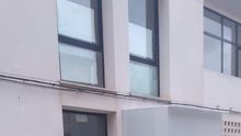 En esta residencia los familiares sí pueden ver a sus mayores: la desescalada a través de un cristal